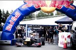 Sebastien Buemi (Red Bull) fährt einen Showrun im Rudskogen Motorsenter in Rakkestad (Norwegen)