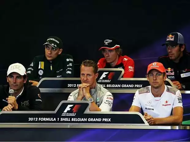 Witali Petrow, Charles Pic, Jean-Eric Vergne, Pedro de la Rosa, Michael Schumacher, Jenson Button Titel-Bild zur News: Witali Petrow, Charles Pic, Jean-Eric Vergne, Pedro de la Rosa, Michael Schumacher, Jenson Button