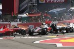 Kollision am Start mit Lewis Hamilton, Romain Grosjean, Sergio Perez und Fernando Alonso