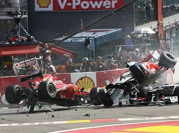 Lewis Hamilton, Romain Grosjean, Fernando Alonso, Sergio Perez, Pastor Maldonado Lewis Hamilton, Romain Grosjean, Fernando Alonso, Sergio Perez, Pastor Maldonado