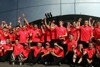 Bild zum Inhalt: McLaren jubelt über Sieg-Hattrick