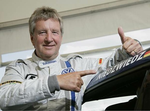 Klaus Niedzwiedz Klaus Niedzwiedz