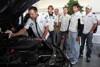 Bild zum Inhalt: BMW-Piloten überzeugen als Autoverkäufer