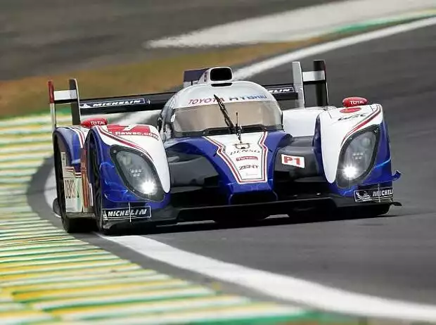 Kazuki Nakajima, Alexander Wurz Titel-Bild zur News: Kazuki Nakajima, Alexander Wurz