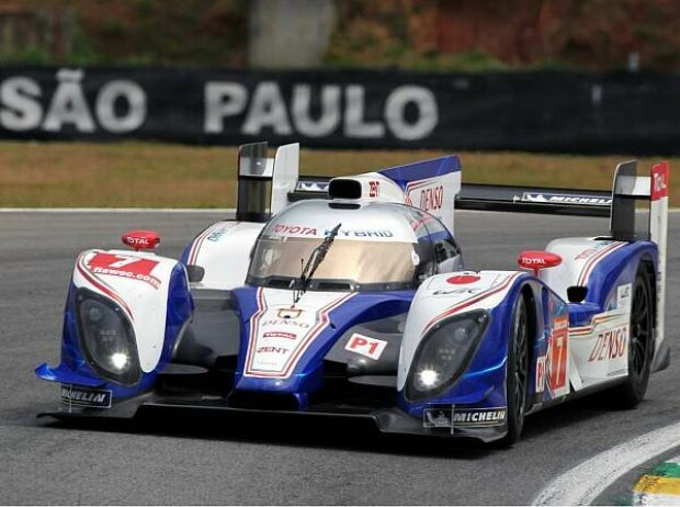 Kazuki Nakajima, Alexander Wurz Kazuki Nakajima, Alexander Wurz