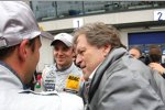 Norbert Haug (Mercedes-Motorsportchef), Jamie Green (HWA-Mercedes) und Gary Paffett 