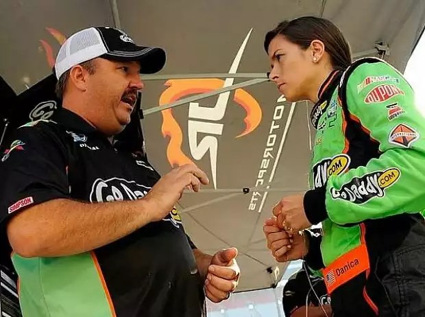 Danica Patrick und Tony Eury Jr. Titel-Bild zur News: Danica Patrick und Tony Eury Jr.