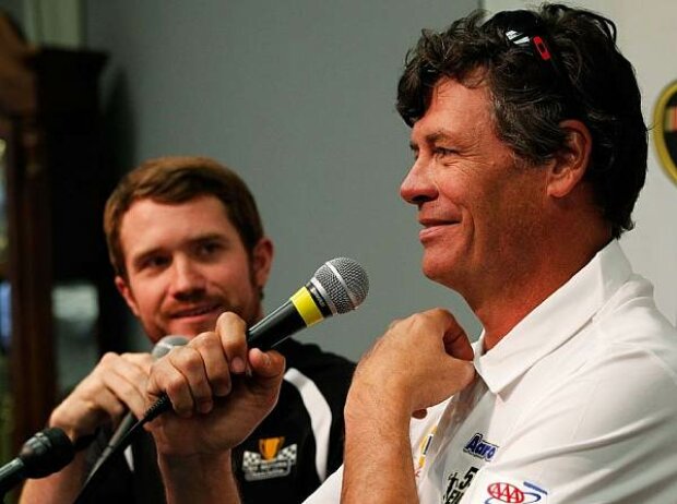 Brian Vickers, Michael Waltrip Brian Vickers, Michael Waltrip