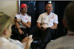 Jenson Button (McLaren) und Martin Whitmarsh (Teamchef, McLaren) 
