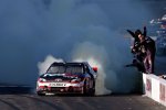 Burnout von Denny Hamlin nach dem 100. Sprint-Cup-Sieg für Joe Gibbs Racing