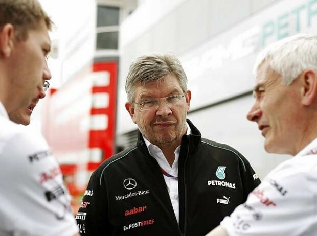 Titel-Bild zur News: Ross Brawn (Mercedes-Teamchef), Geoff Willis