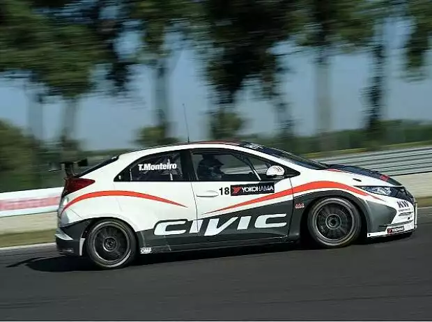 Gabriele Tarquini, Tiago Monteiro Titel-Bild zur News: Gabriele Tarquini, Tiago Monteiro
