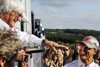 Bild zum Inhalt: Die letzten Rennen: Ecclestone sorgt sich um "Schumi"