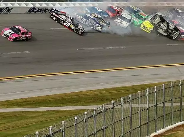 Tony Stewart Titel-Bild zur News: Tony Stewart