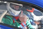 Daumen hoch! Unser Redakteur Markus Lüttgens auf dem Beifahrersitz des VW Scirocco GT24