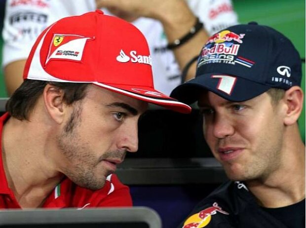 Fernando Alonso, Sebastian Vettel Fernando Alonso, Sebastian Vettel
