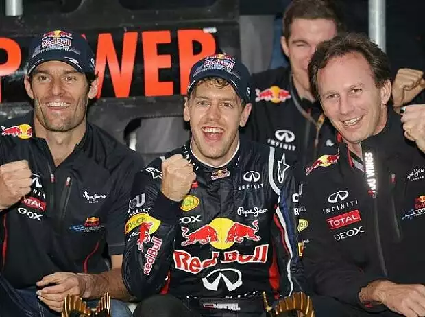 Mark Webber, Sebastian Vettel, Christian Horner (Red-Bull-Teamchef) Titel-Bild zur News: Mark Webber, Sebastian Vettel, Christian Horner (Red-Bull-Teamchef)
