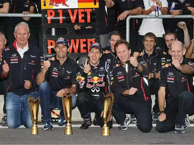 Mark Webber, Sebastian Vettel, Christian Horner (Red-Bull-Teamchef) Titel-Bild zur News: Mark Webber, Sebastian Vettel, Christian Horner (Red-Bull-Teamchef)
