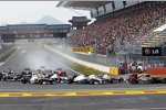 Sergio Perez (Sauber), Jenson Button (McLaren) und Nico Rosberg (Mercedes) 