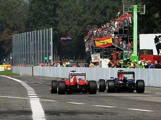 Titel-Bild zur News: Fernando Alonso, Sebastian Vettel