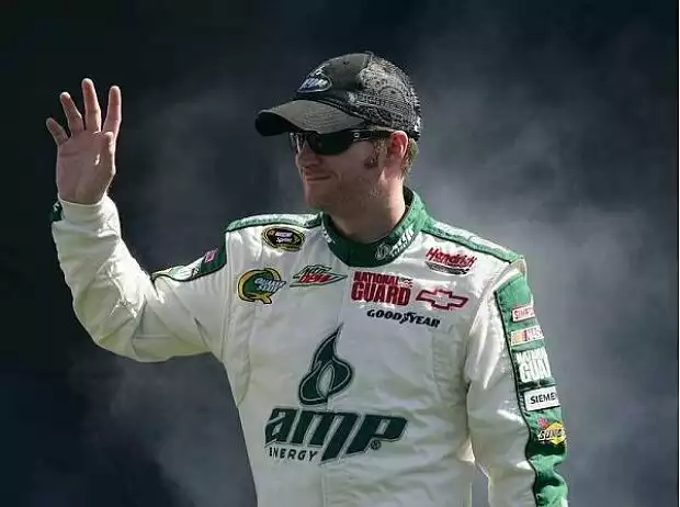 Dale Earnhardt Jun. Titel-Bild zur News: Dale Earnhardt Jun.