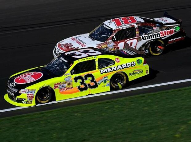 Joey Logano, Paul Menard Joey Logano, Paul Menard