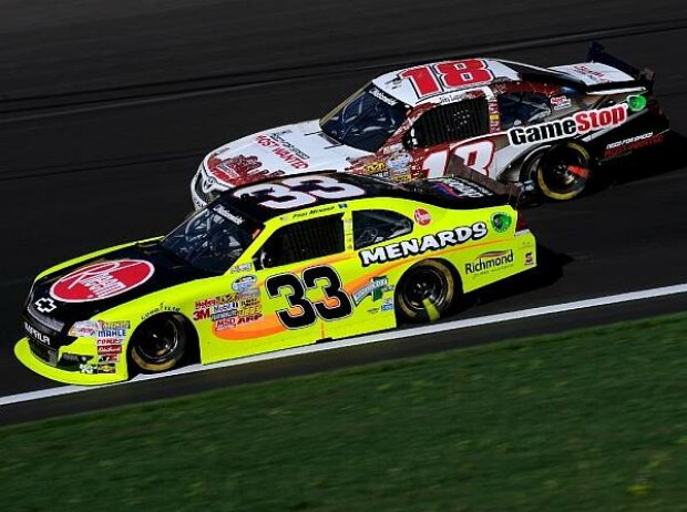 Joey Logano, Paul Menard