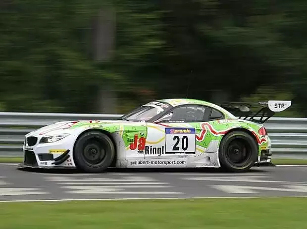 Der BMW Z4 GT3 des Schubert-Teams im "Sag Ja zum Ring"-Desgin Titel-Bild zur News: Der BMW Z4 GT3 des Schubert-Teams im "Sag Ja zum Ring"-Desgin