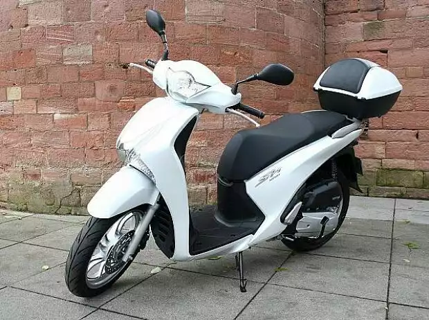 Honda SH 125i Titel-Bild zur News: Honda SH 125i