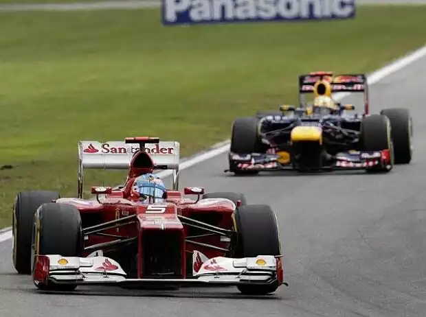 Titel-Bild zur News: Fernando Alonso, Sebastian Vettel