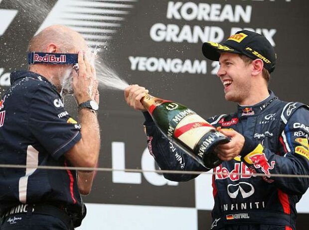Titel-Bild zur News: Sebastian Vettel, Adrian Newey (Technischer Direktor, Red Bull)