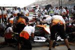 Boxenstopp-Übung bei Force India