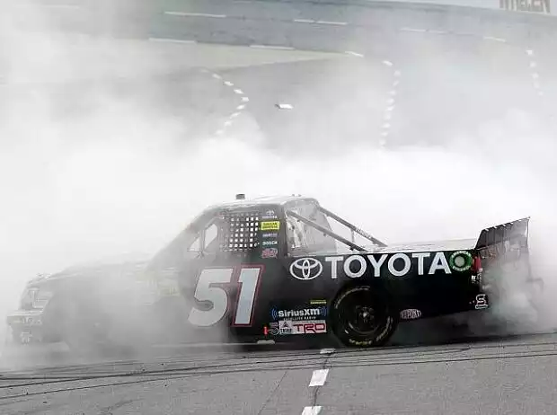 Denny Hamlin Titel-Bild zur News: Denny Hamlin