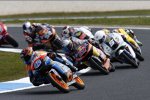 Alex Rins vor Arthur Sissis 
