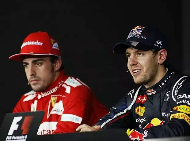Fernando Alonso, Sebastian Vettel Titel-Bild zur News: Fernando Alonso, Sebastian Vettel