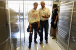 Sebastian Vettel (Red Bull) und Helmut Marko (Red-Bull-Motorsportchef) 