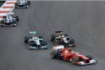 Felipe Massa (Ferrari) vor Romain Grosjean (Lotus) und  Nico Rosberg (Mercedes) 