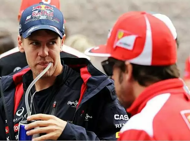 Sebastian Vettel, Fernando Alonso Titel-Bild zur News: Sebastian Vettel, Fernando Alonso