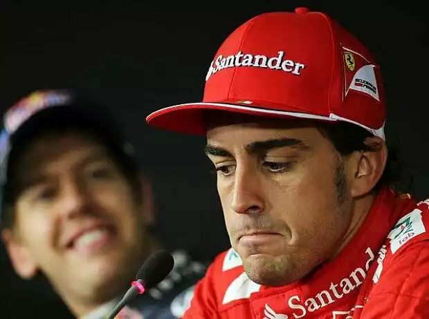 Fernando Alonso, Sebastian Vettel Titel-Bild zur News: Fernando Alonso, Sebastian Vettel