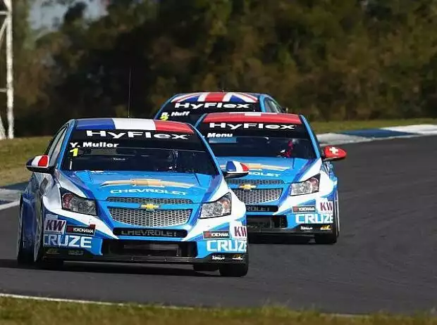Yvan Muller, Alain Menu, Robert Huff Titel-Bild zur News: Yvan Muller, Alain Menu, Robert Huff