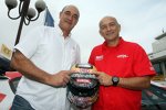 SEAT-Sportchef Jaime Puig mit Gabriele Tarquini (Lukoil-Sunred) 