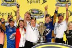 Brad Keselowski und das Penske-Team bejubeln den ersehnten Sprint-Cup-Titel