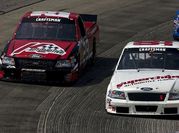 Carl Edwards, Brad Keselowski Carl Edwards, Brad Keselowski