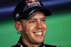 Bild zum Inhalt: Ecclestone-Kritik lässt Vettel "Fluchverbot" vergessen