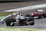 Sergio Perez (Sauber) und Fernando Alonso (Ferrari) 