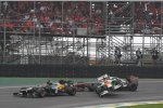 Nico Hülkenberg (Force India) und Lewis Hamilton (McLaren) kollidieren
