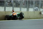 Paul di Resta (Force India) sorgt mit seinem Unfall für ein Ende des Rennene hinter dem Safety-Car