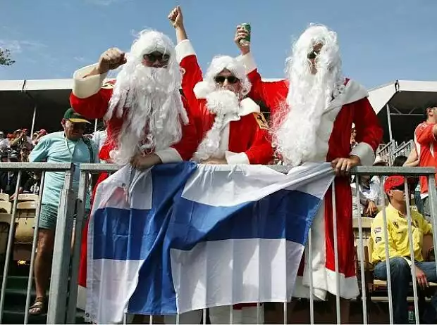 Weihnachtsmänner Titel-Bild zur News: Weihnachtsmänner