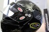 Bild zum Inhalt: Versteigerung: NASCAR-Helm mit vielen Unterschriften