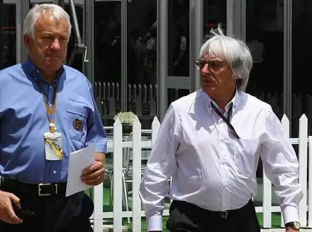 Charlie Whiting (Technischer Delegierte der FIA), Bernie Ecclestone (Formel-1-Chef) Titel-Bild zur News: Charlie Whiting (Technischer Delegierte der FIA), Bernie Ecclestone (Formel-1-Chef)